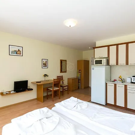 And Orchid Noks Apartament